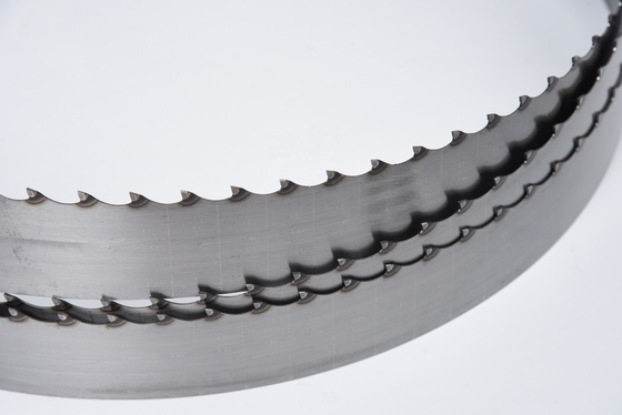 9900mm 27mm पोर्टेबल वर्टिकल वेल्डेड बैंड सॉ ब्लेड्स X32 स्प्रिंग स्टील: